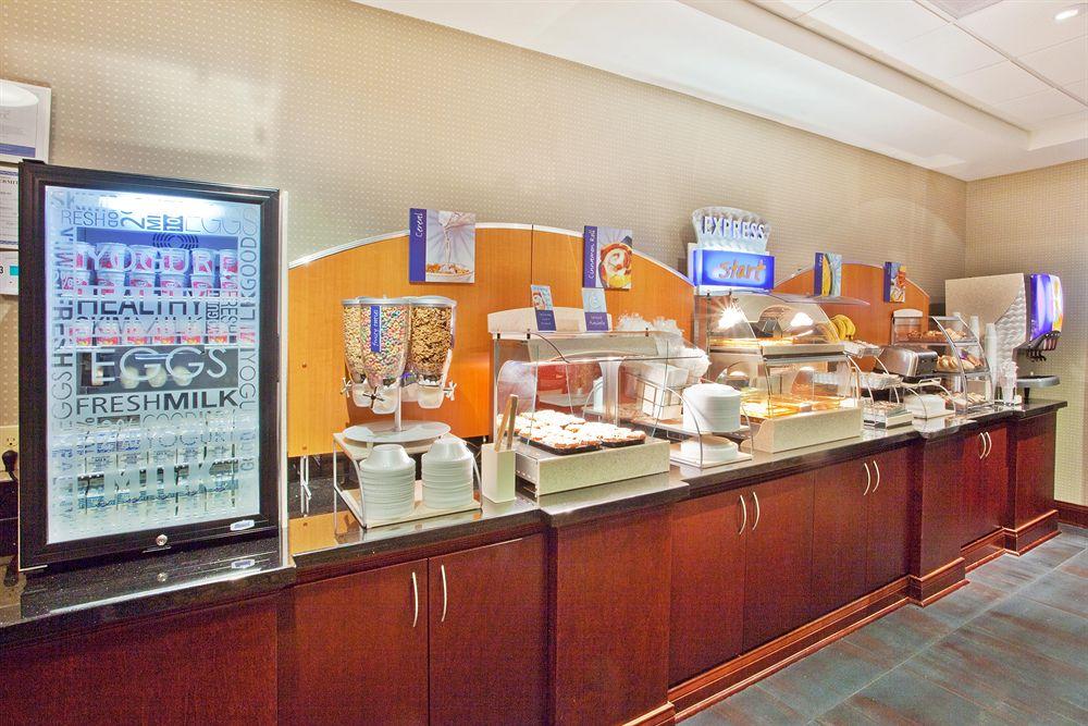 Holiday Inn Express Hotel & Suites Atlanta-Cumming By Ihg Buitenkant foto